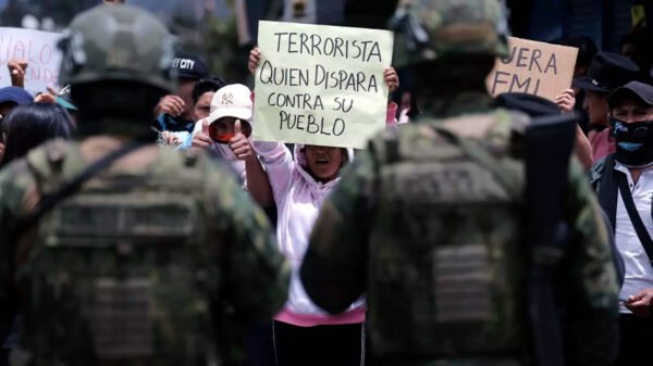 Noboa represión indígena Coatachi en Ecuador
